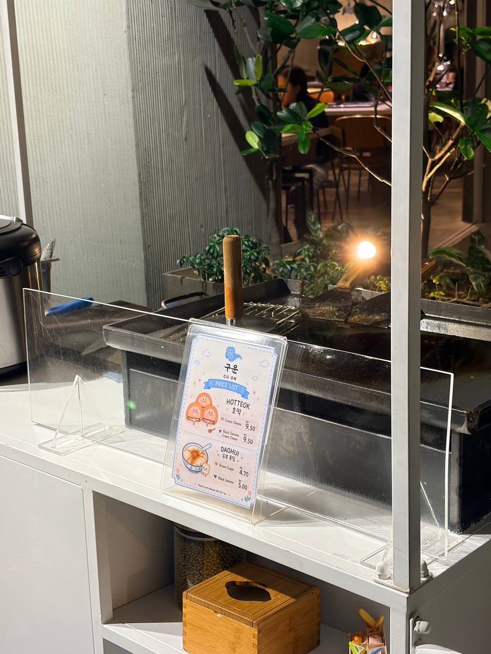 Custom Acrylic Oil Splash Guard for BBQ Hawker Stalls Malaysia